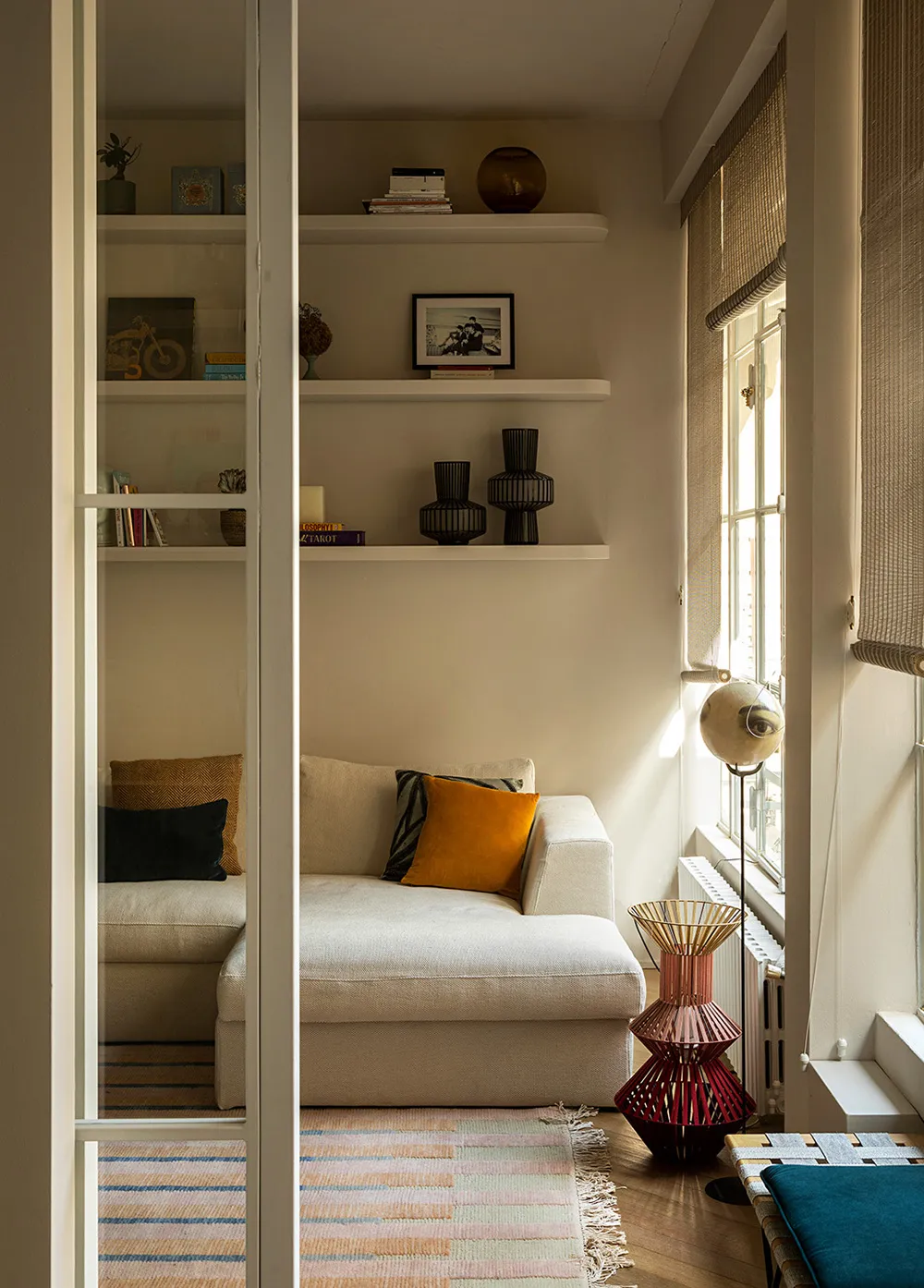 ミラノにある旧倉庫を改装した、快適でモダンなインテリア - Gallery image 3