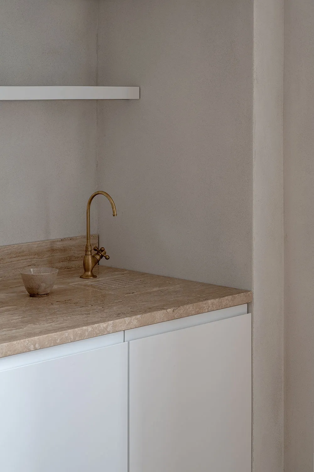 Un magnifique intérieur moderne aux touches anachroniques au centre de Kiev - Gallery image 6