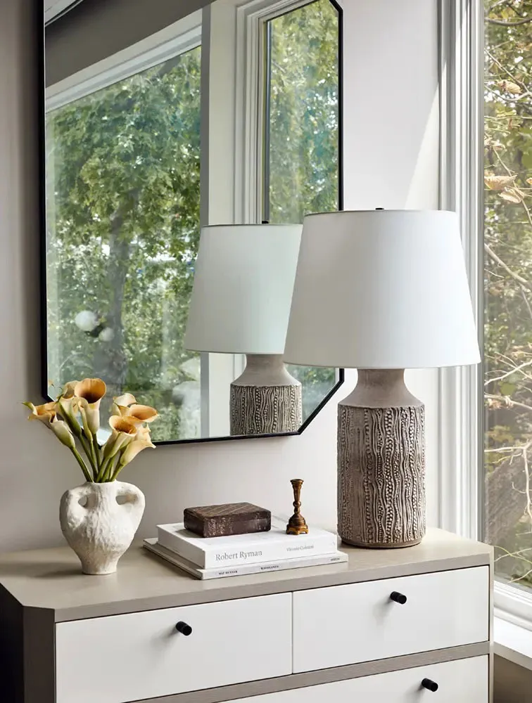 Intérieur moderne élégant mais confortable pour une famille de townhouse à New Jersey - Gallery image 12