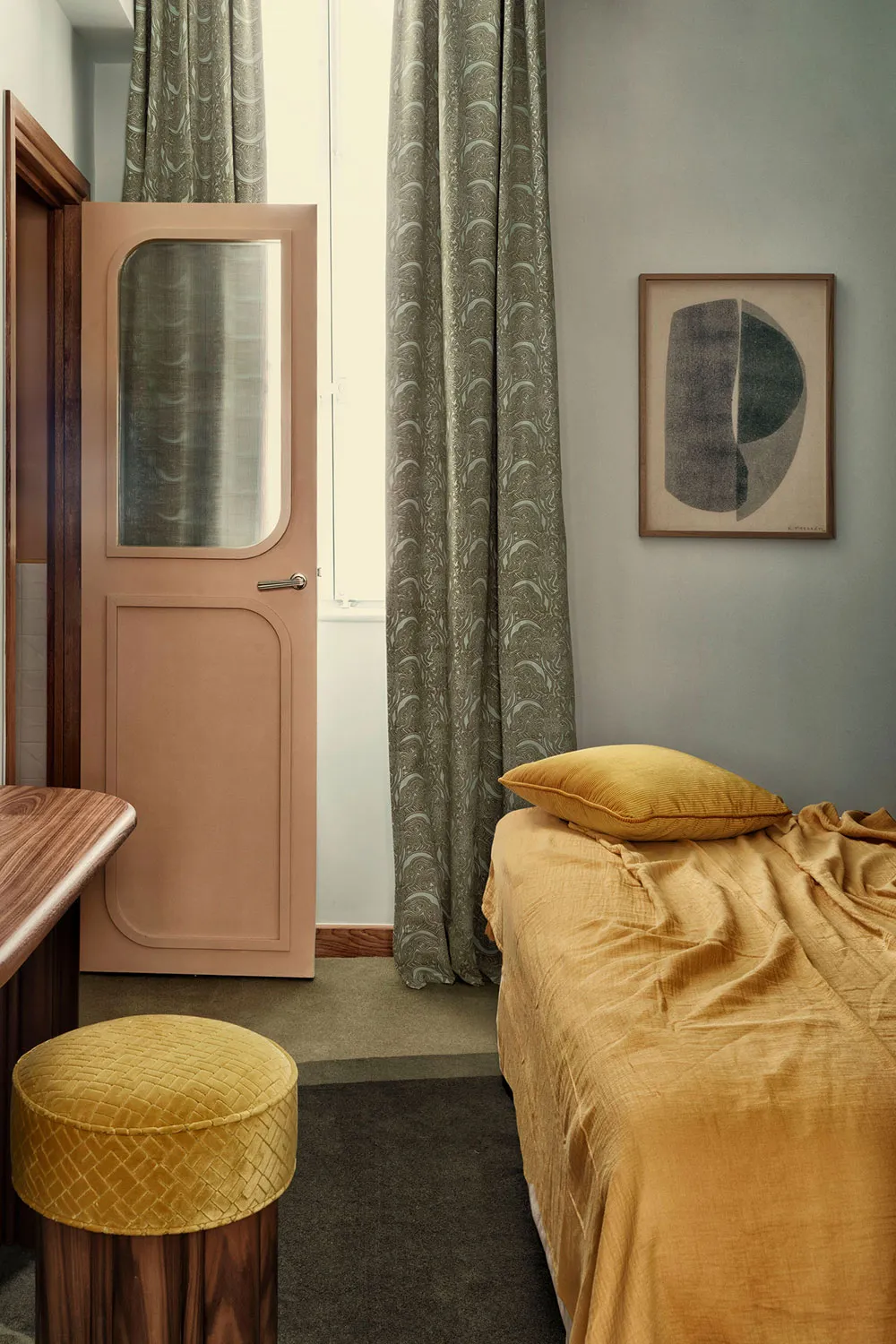 Готель Saint-Andre des Arts: готель із атмосферою 1970-х у Парижі - Gallery image 9