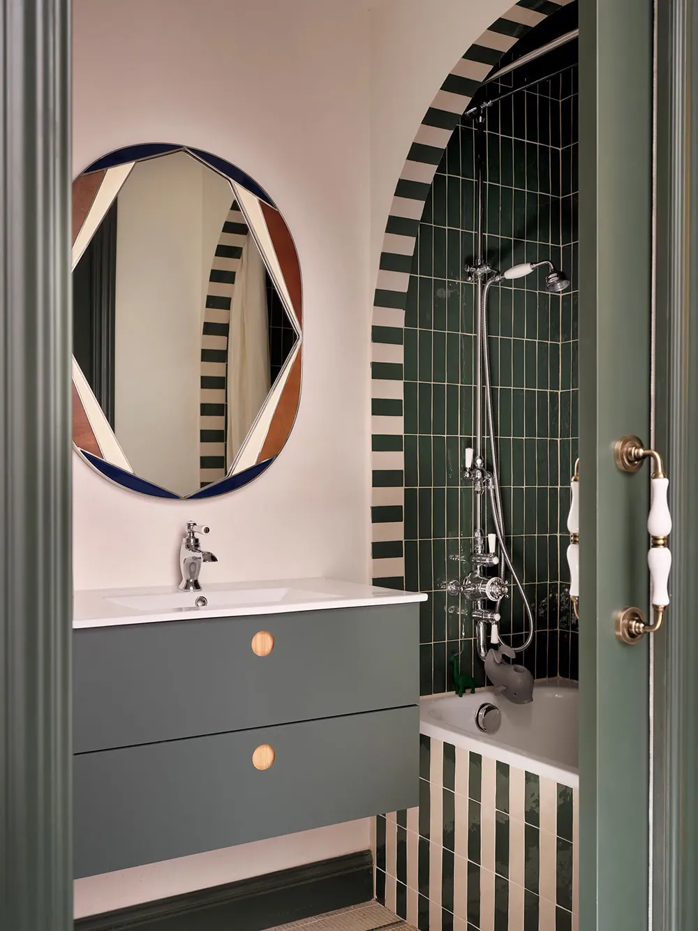 Légitime architecture et design moderne audacieux : appartement à Barcelone - Gallery image 14