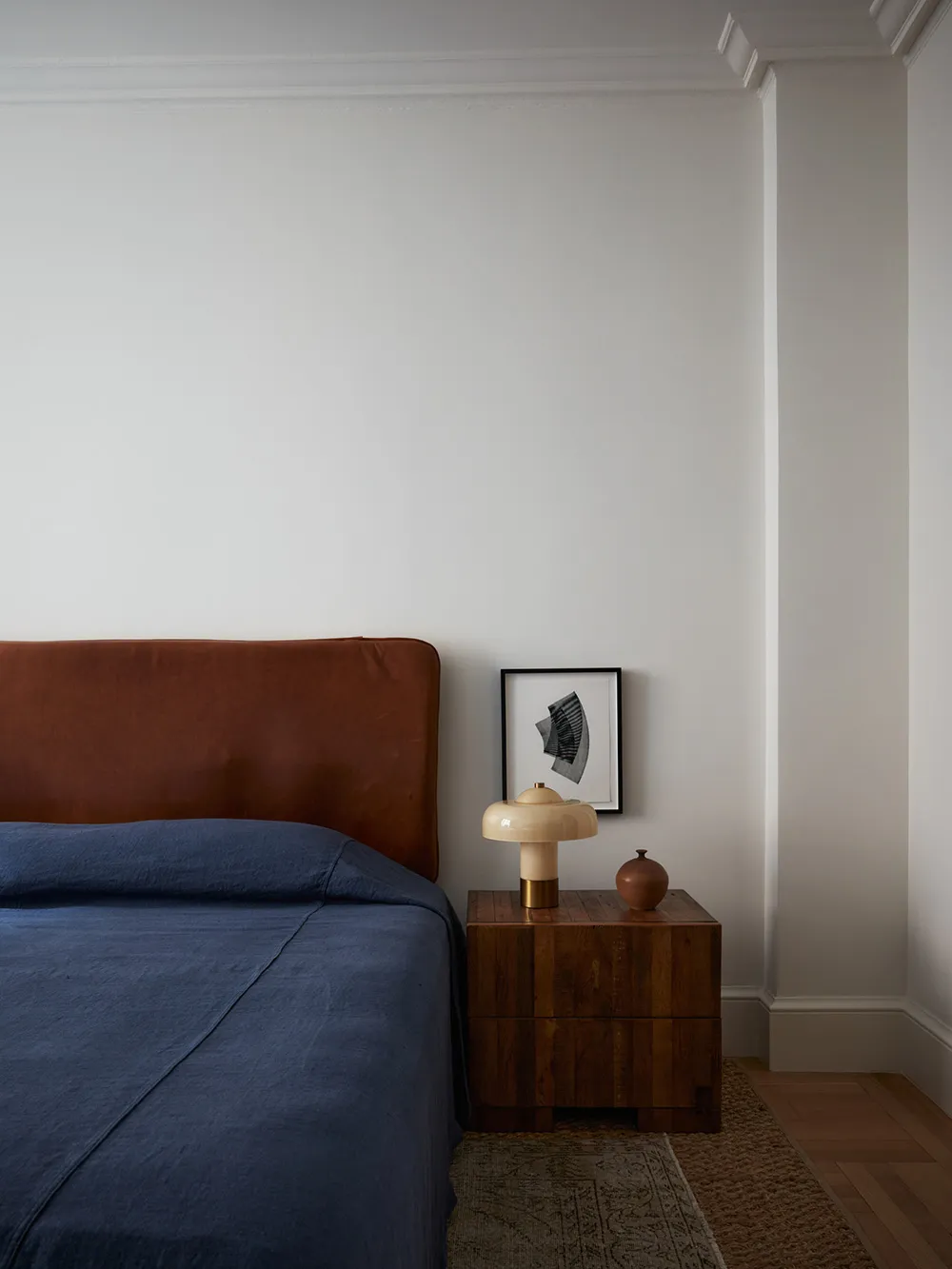 न्यूयॉर्क में एक प्राथमिक युग की इमारत में स्थित अपार्टमेंट का उन्नत विकास/सुधार - 14