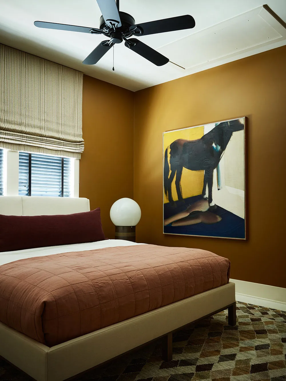 Стильные оттенки синего в дизайне небольшого коттеджа в США - Gallery image 17