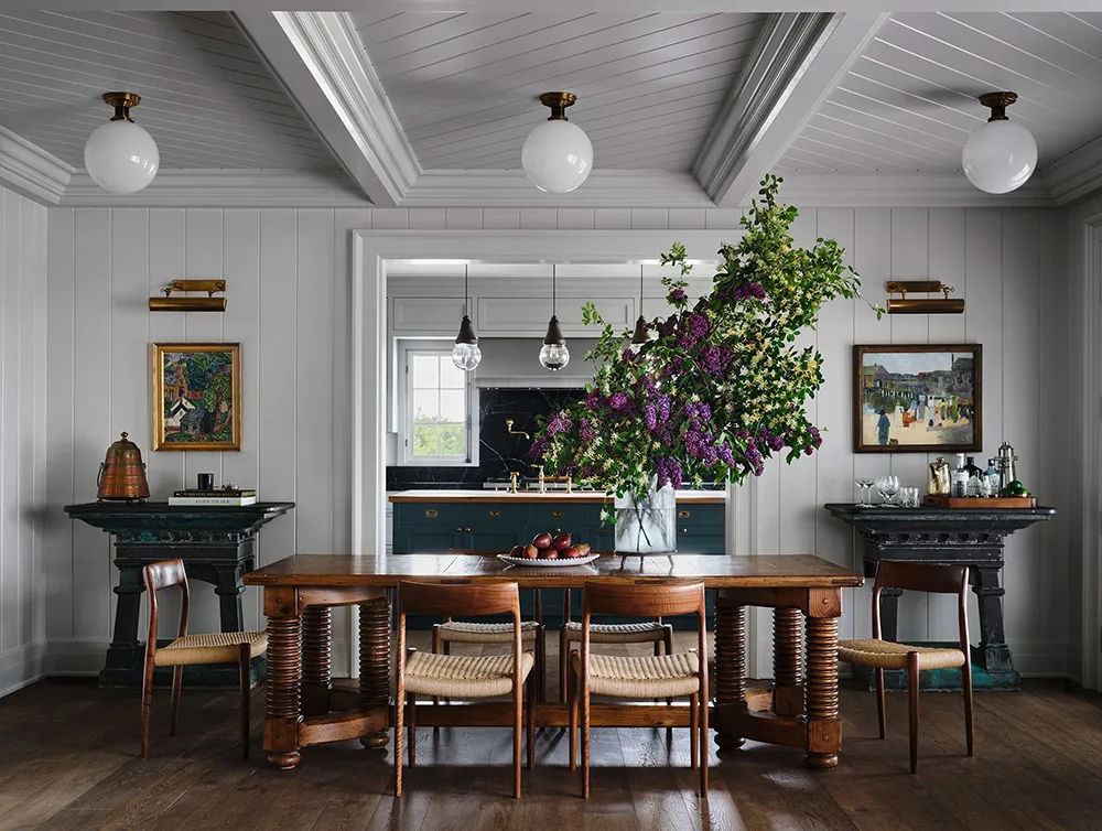 Stylish Paints in the Design of a Country House of the American Ambassador on Nantucket Island - Gallery image 3