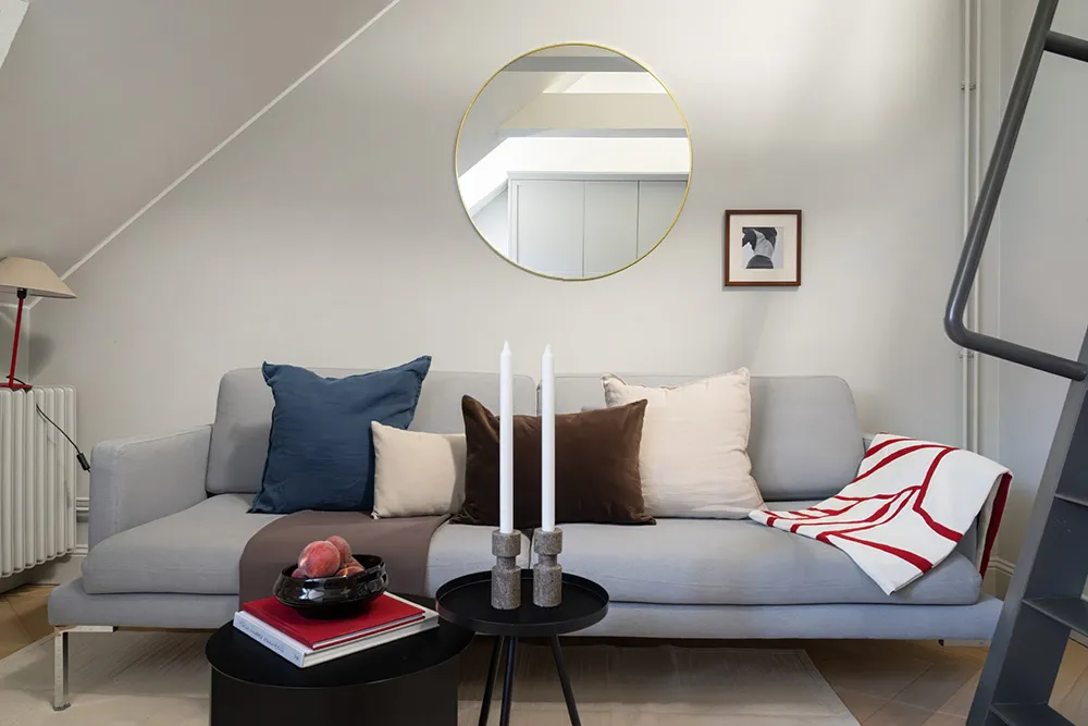 Компактная двухуровневая мансарда в центре Стокгольма (34 кв. м) - Gallery image 6