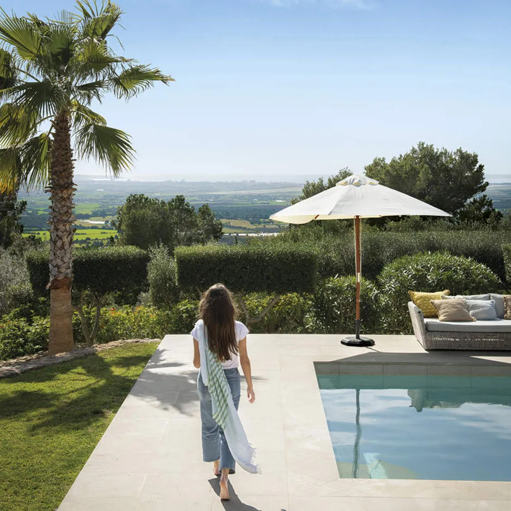 Interior actualizado con encanto tradicional en Mallorca - Gallery image 1