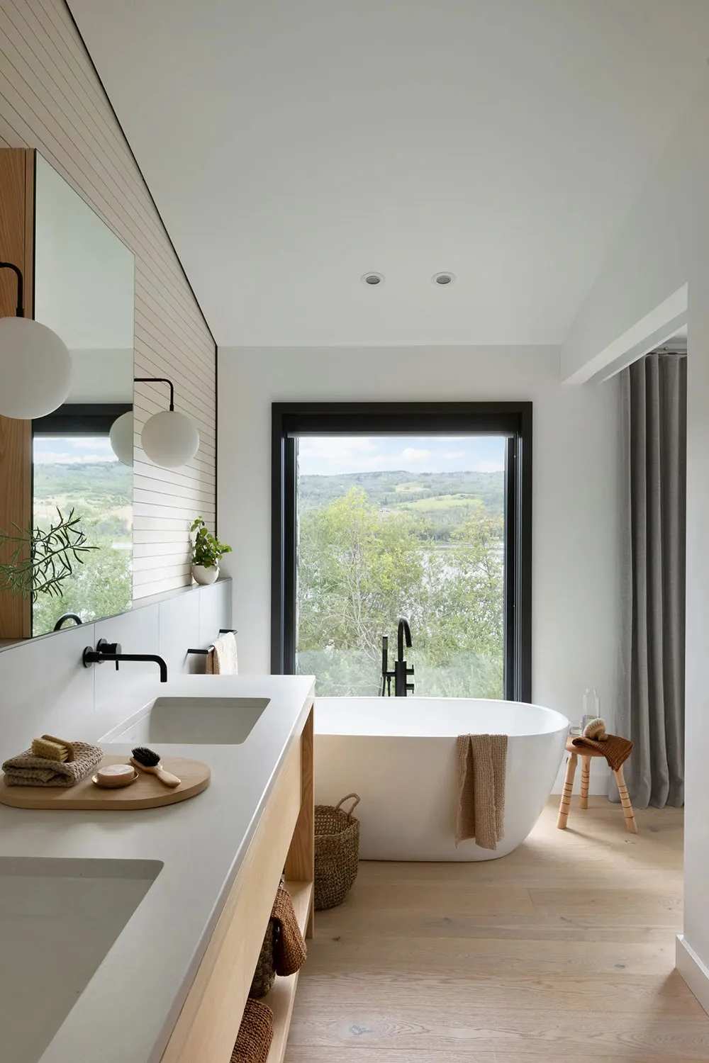 Великолепный современный домик у озера в Канаде для семьи хоккеиста - Gallery image 10