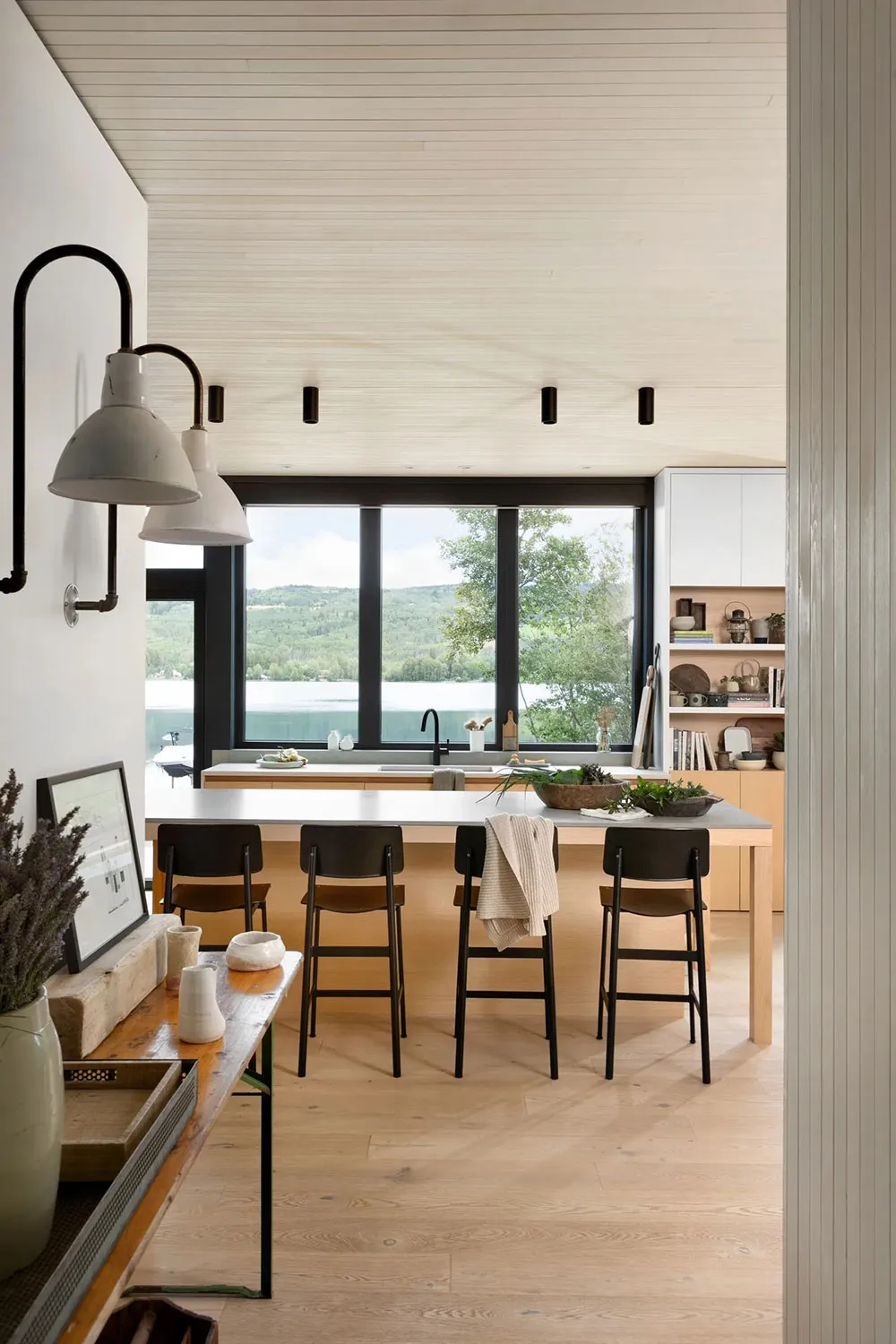 Великолепный современный домик у озера в Канаде для семьи хоккеиста - Gallery image 5