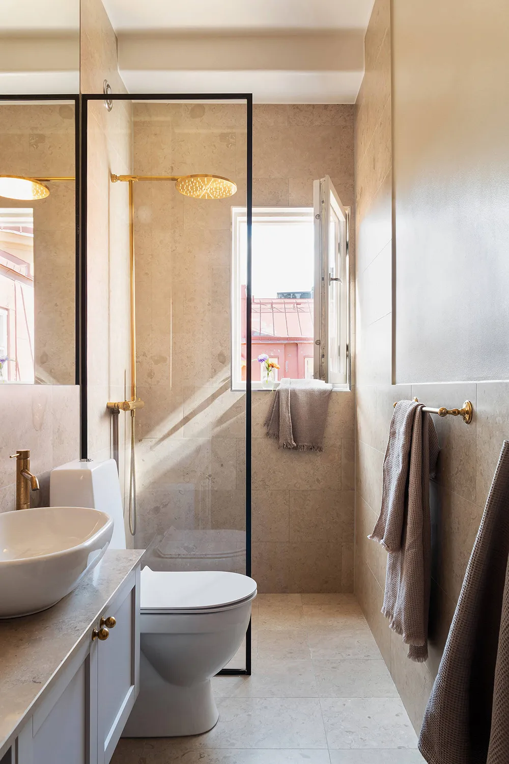 Elegancka szkocka apartament w miękkim dnia świetle - Gallery image 24