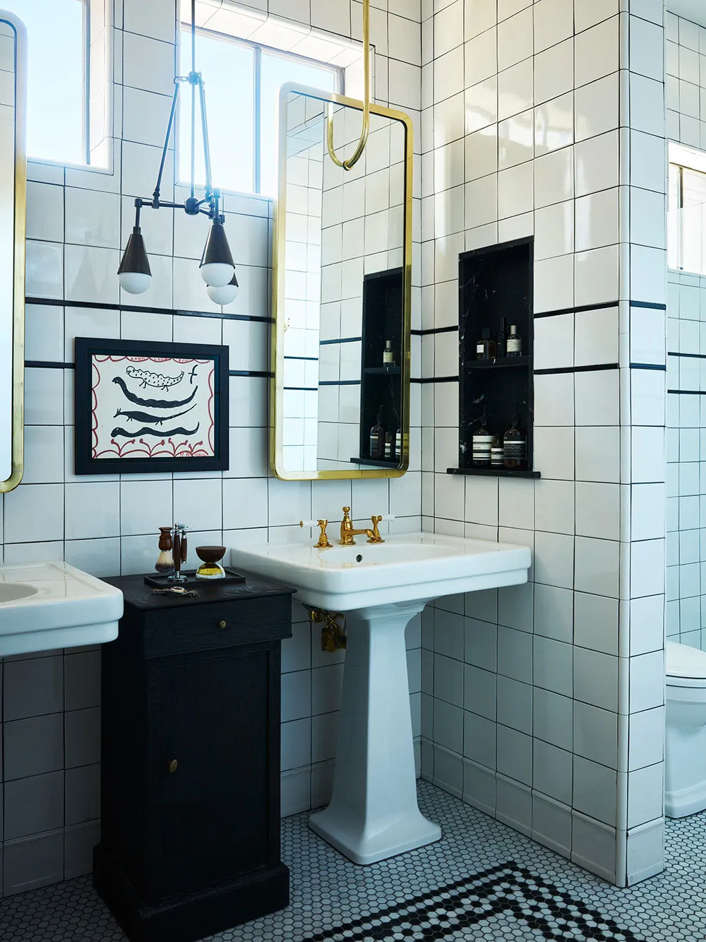 Стильные оттенки синего в дизайне небольшого коттеджа в США - Gallery image 20