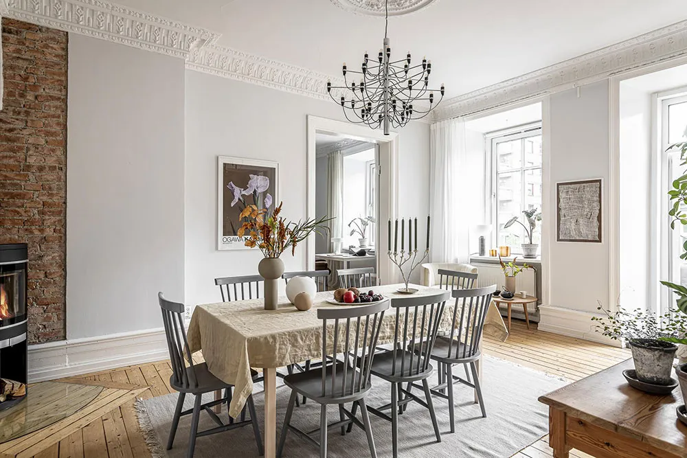 Intérieur scandinave agréable avec salle à manger traversante et notes automnales légères (94 m²) - Gallery image 7