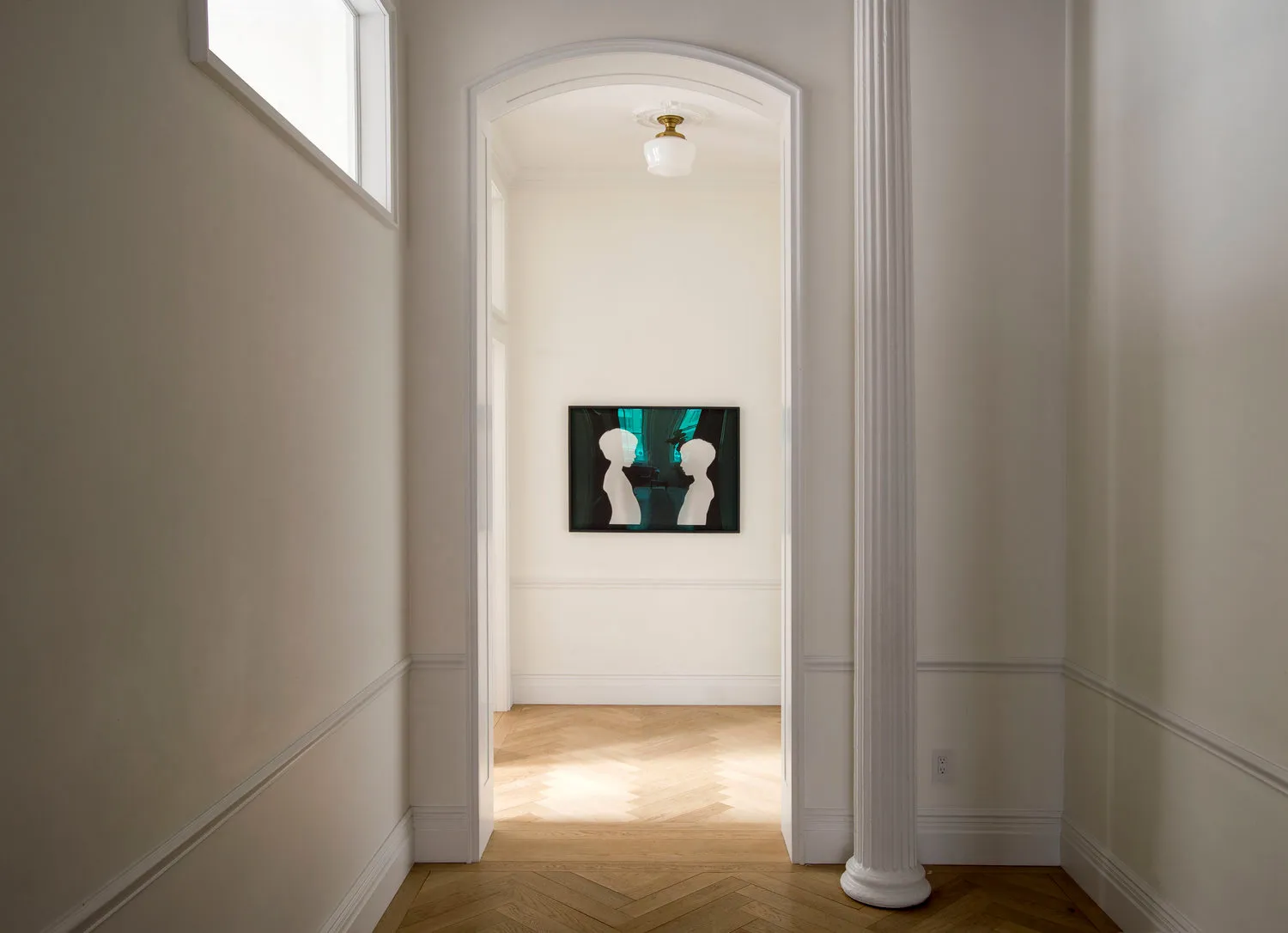 Elegant simplicity in the design of a creative director's loft in New York - Gallery image 12