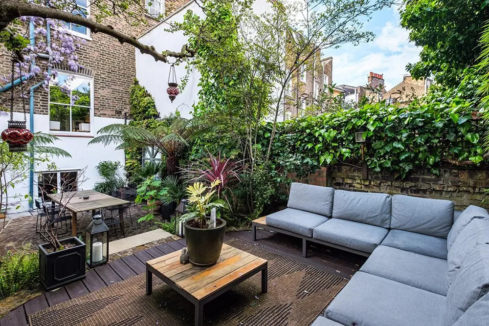 Stilvolle dunkle Interieurs eines victorianischen Hauses in London - 23