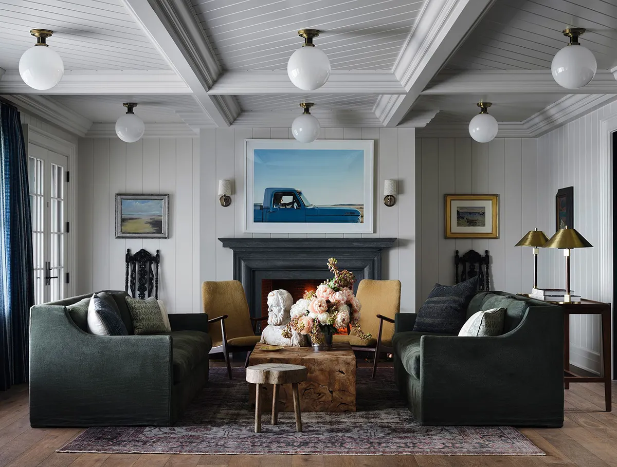 Stylish Paints in the Design of a Country House of the American Ambassador on Nantucket Island - Gallery image 2
