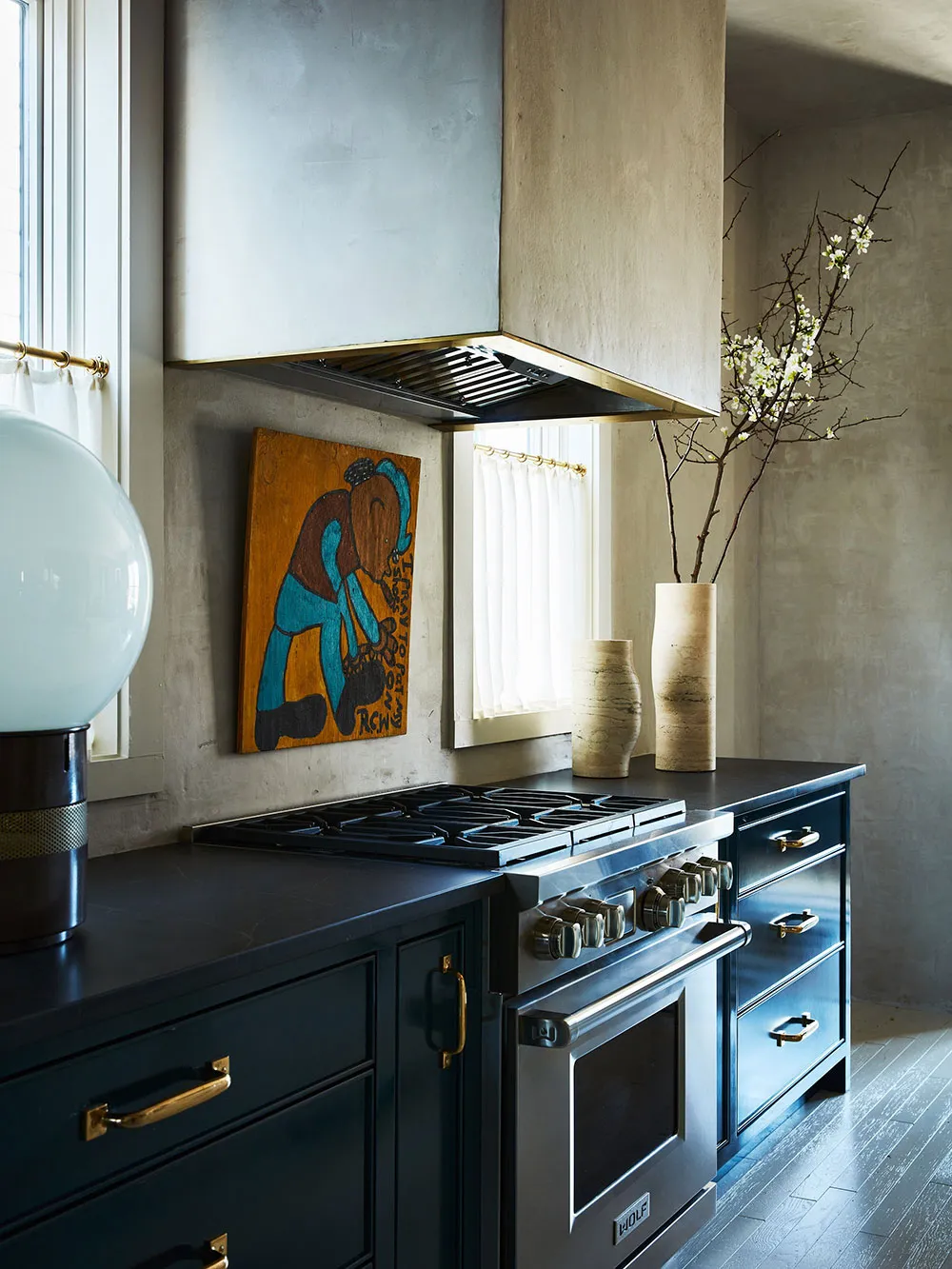 Стильные оттенки синего в дизайне небольшого коттеджа в США - Gallery image 2