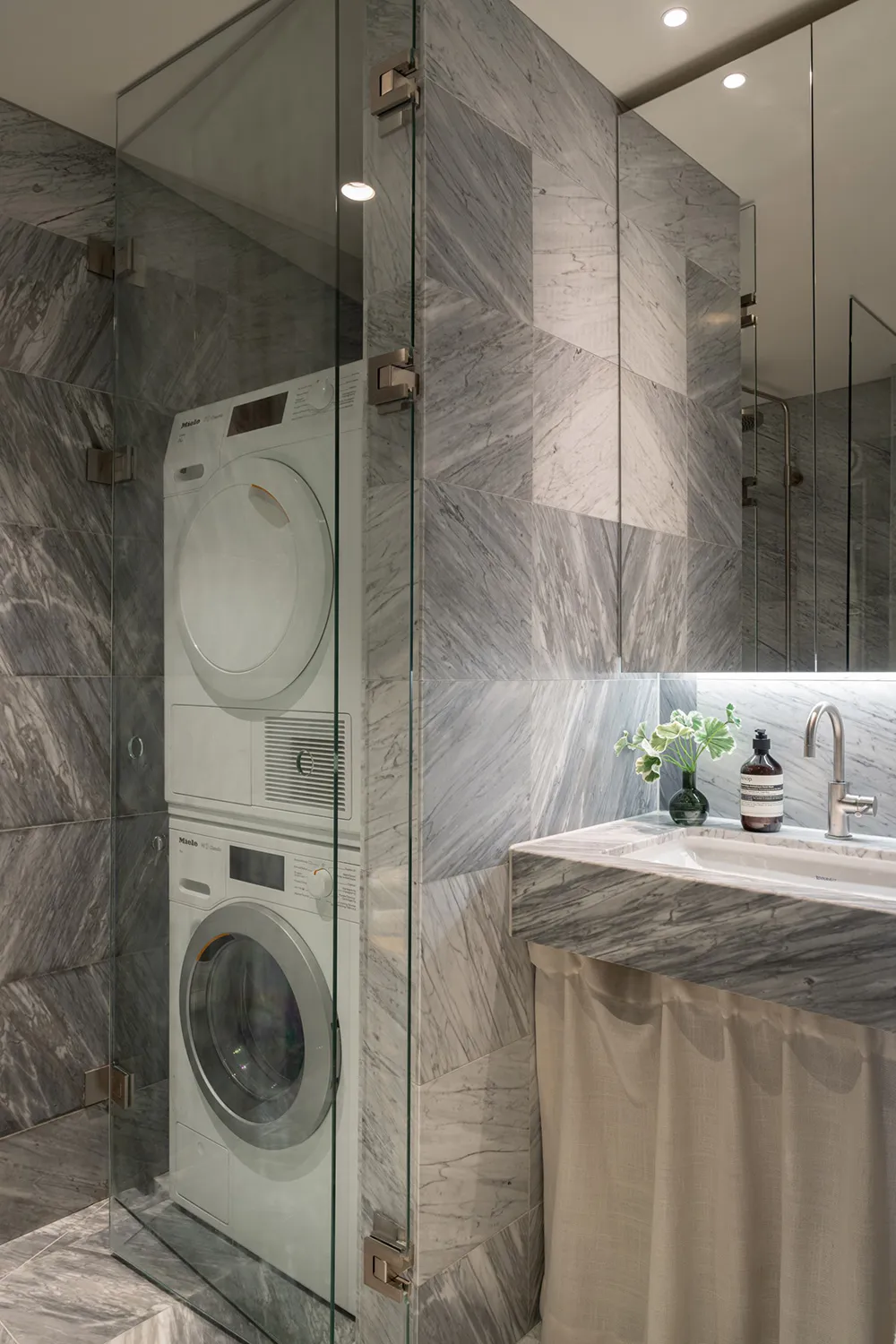 Компактная двухуровневая мансарда в центре Стокгольма (34 кв. м) - Gallery image 15