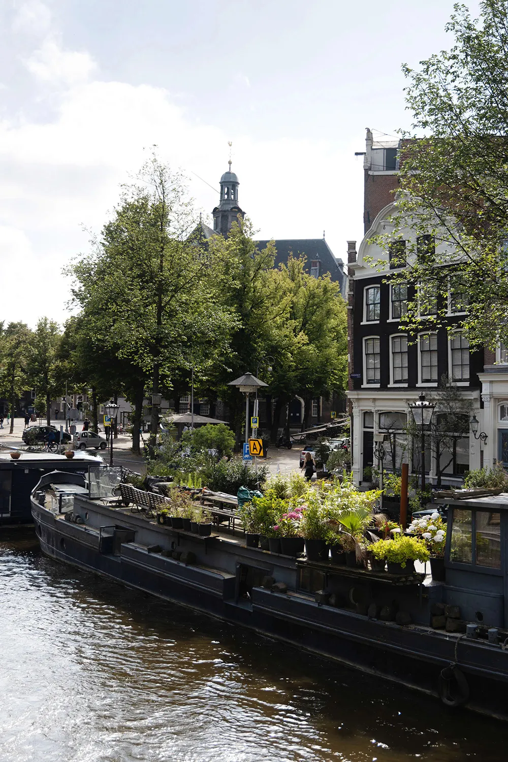 Очарование старинной мансарди та стильний дизайн: квартира з видом на канал у Амстердамі - Gallery image 23