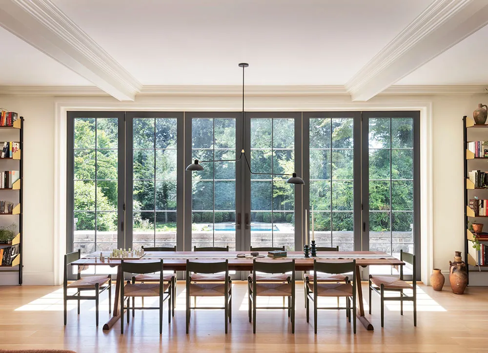Bright and elegant interiors of a magnificent colonial house in the USA - 9