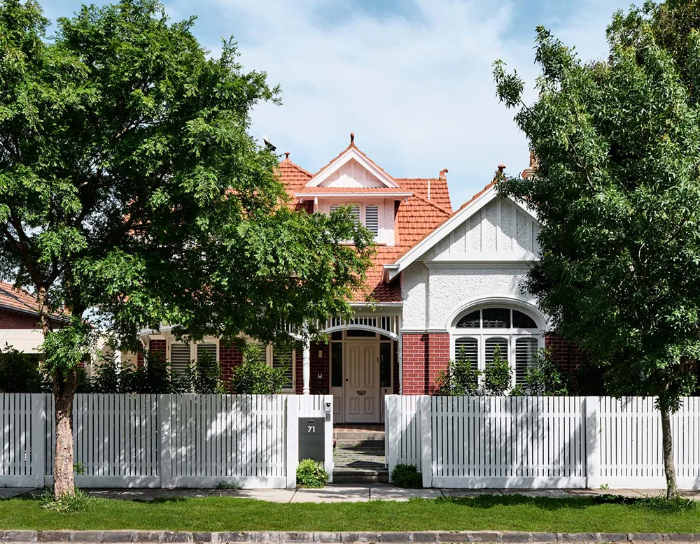 Красивий сучасний дизайн невеликого старого будинку в Мельбурні - Gallery image 1