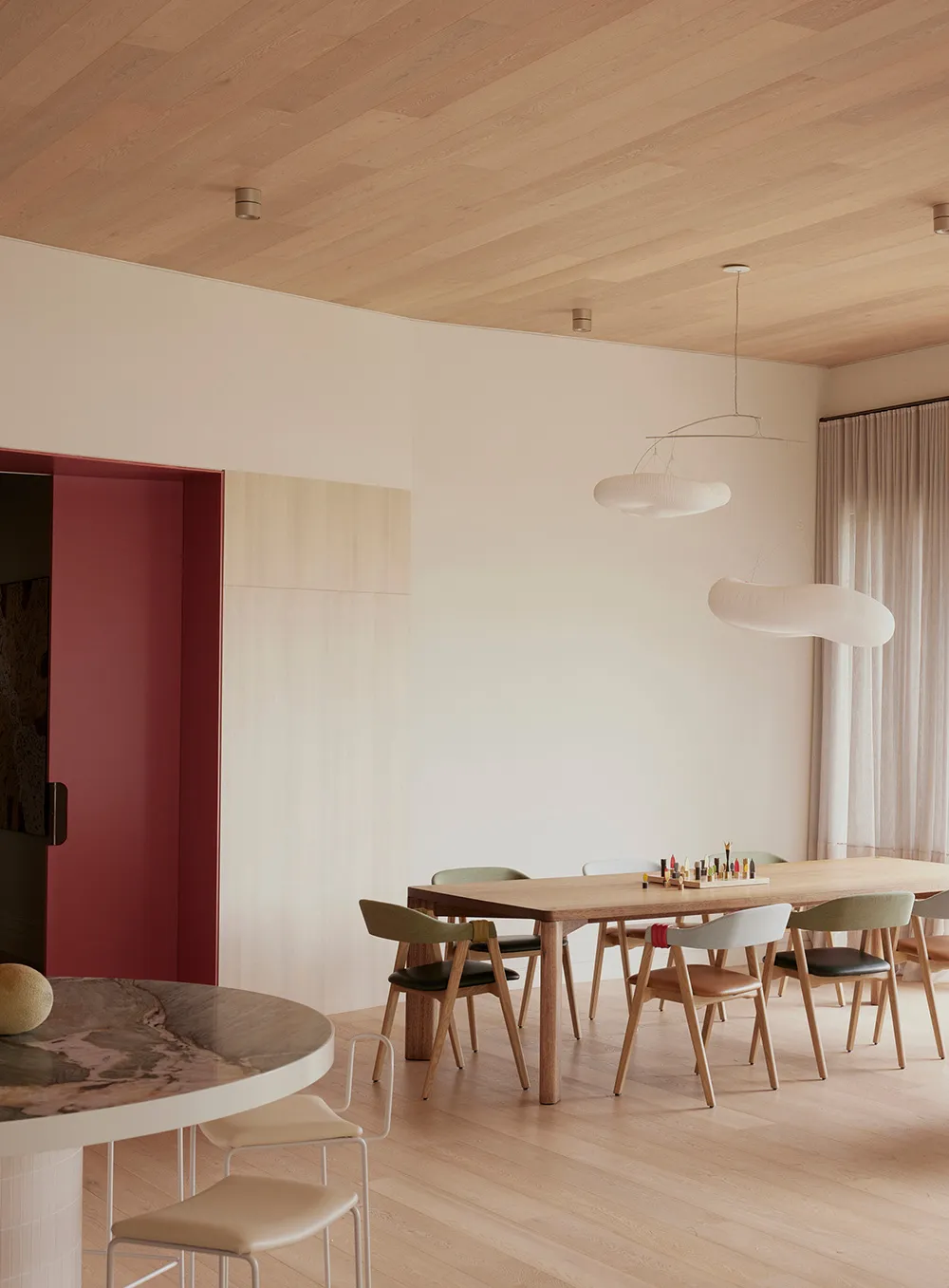 Spielerische Akzente der 70er Jahre in einem modernisierten Design des historischen Hauses in Melbourne - Gallery image 3