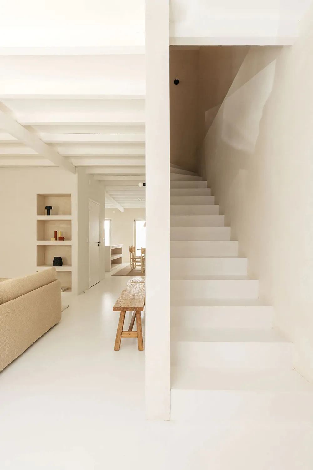 Miękki minimalizm w starom domu w Portugali - Gallery image 9