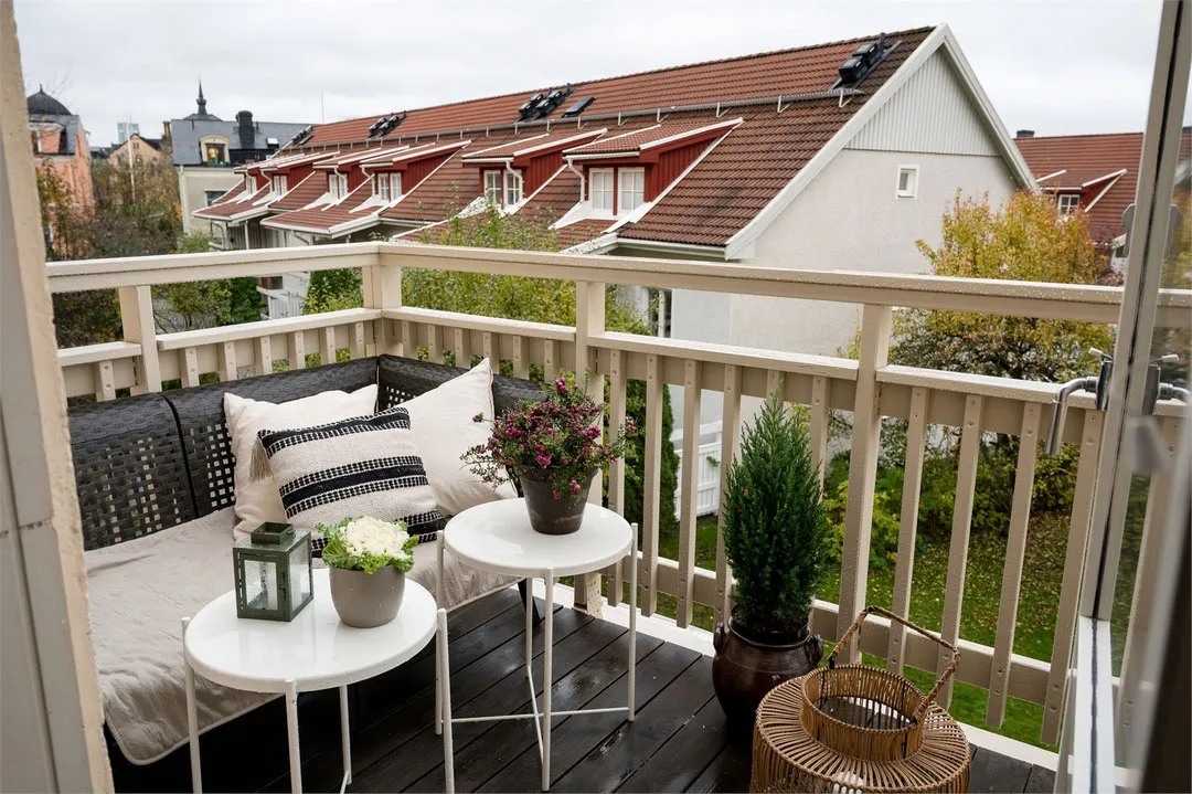 Piękny ciemny wnętrze mieszkania w przedmieściach Stockholm - Gallery image 19