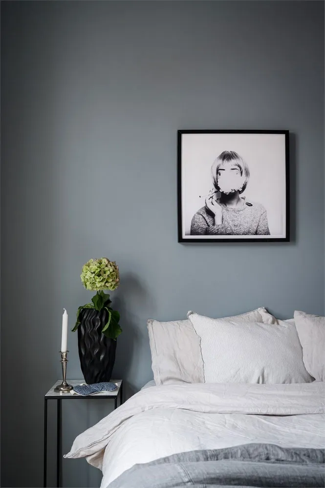 Piękny ciemny wnętrze mieszkania w przedmieściach Stockholm - Gallery image 12