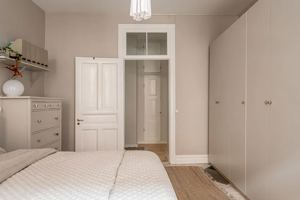 Intérieur scandinave cosy avec tapis mur - Gallery image 28