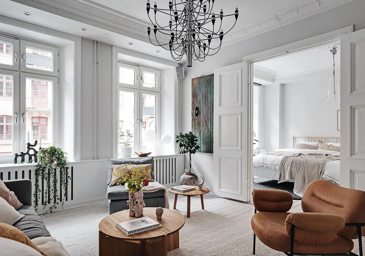 Interior blanco con acentos cálidos en el diseño (66 m²) - Gallery image 3