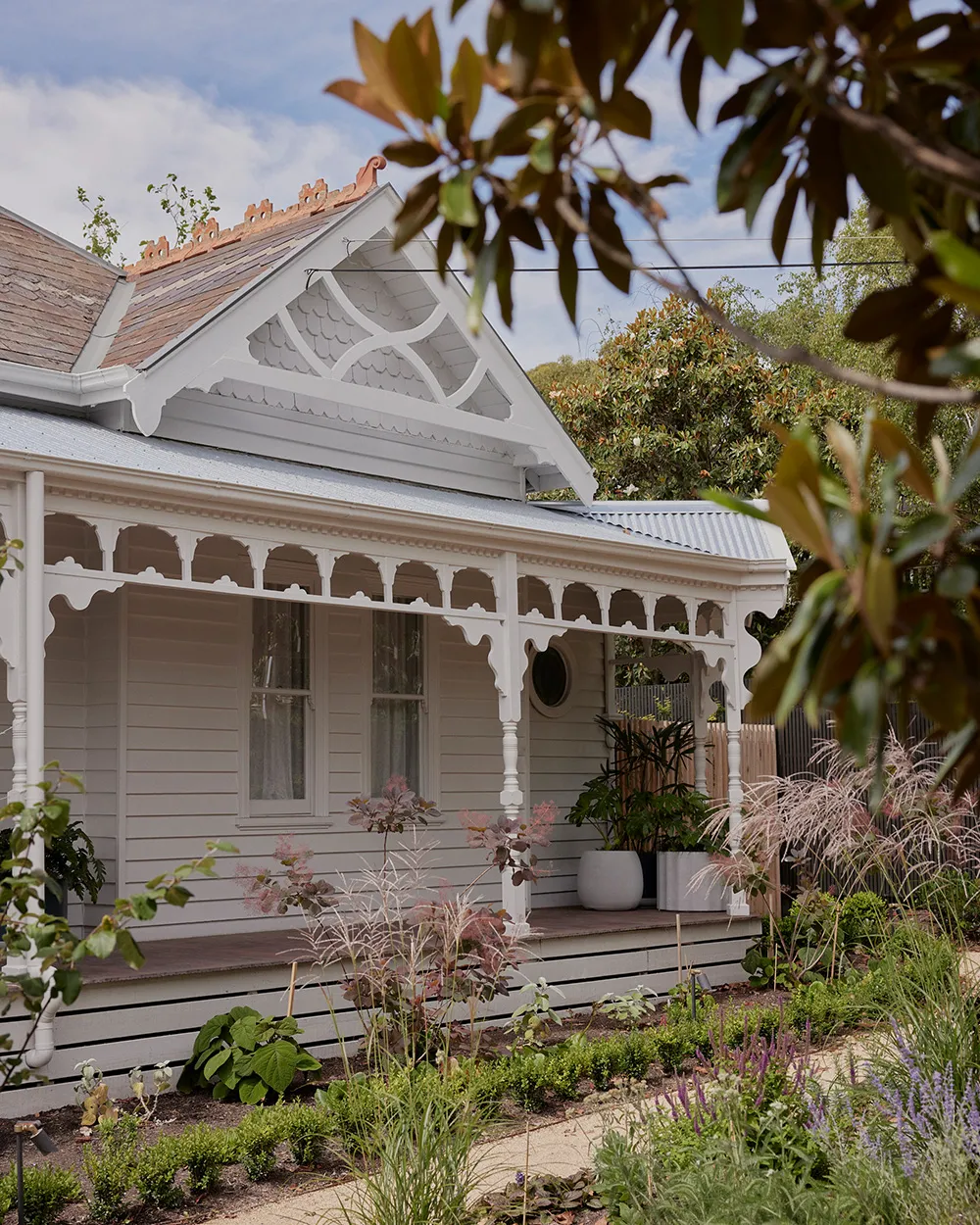 Spielerische Akzente der 70er Jahre in einem modernisierten Design des historischen Hauses in Melbourne - Gallery image 22