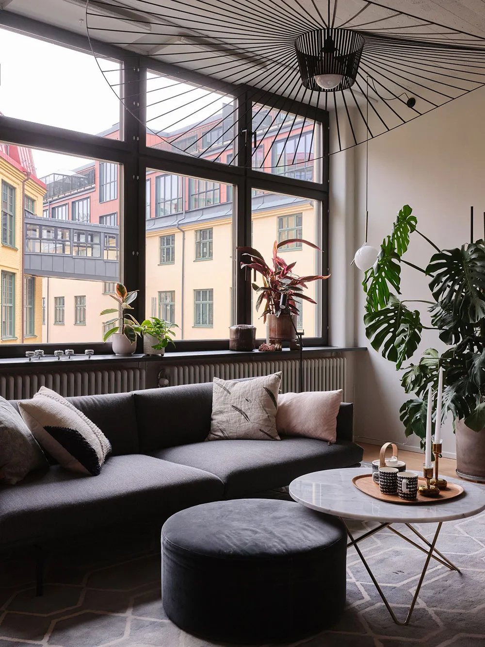 Loft suédois avec intérieurs élégants et sobres (85 m²) - Gallery image 2