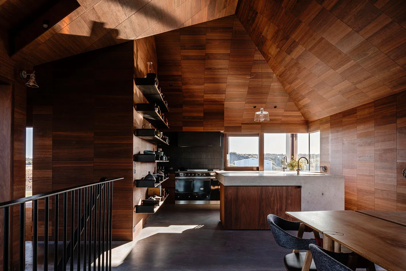 Modernes Ferienhaus in Australien inspiriert von traditionellen Bauernhöfen - Gallery image 6