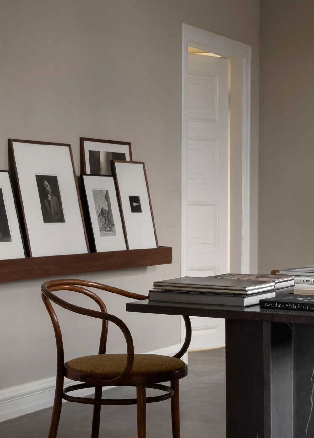 Sculptural Decor and Quiet Elegance: Countryside Cottage Designer in Denmark - 20