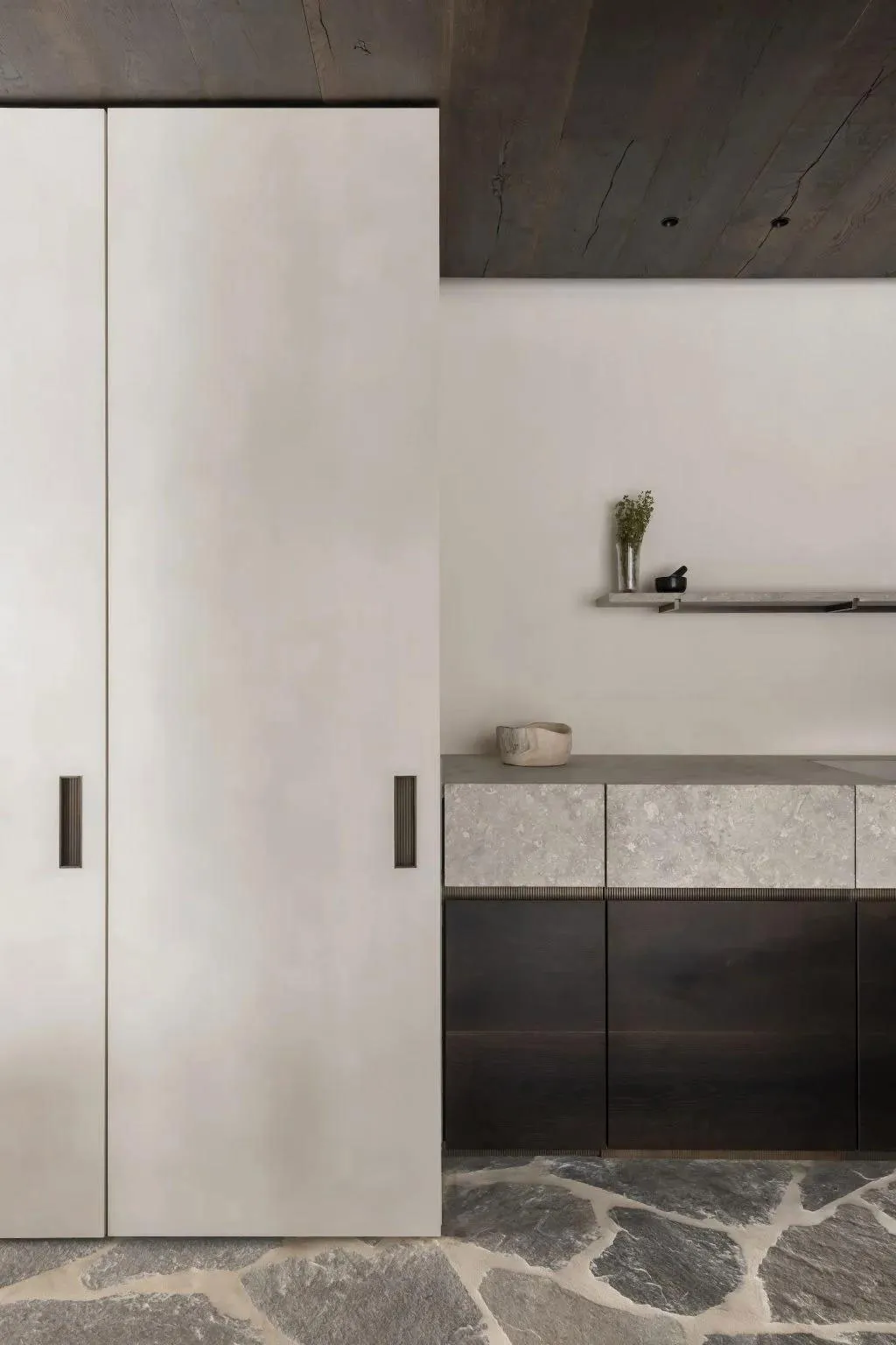 Елегантний сучасний інтер'єр у старому сільському будинку в Бельгії - Gallery image 7