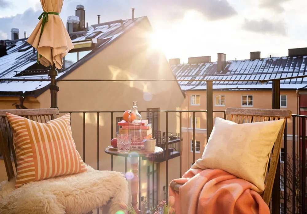 Urocza szwedzka kwatera z żółtą salą - Gallery image 17