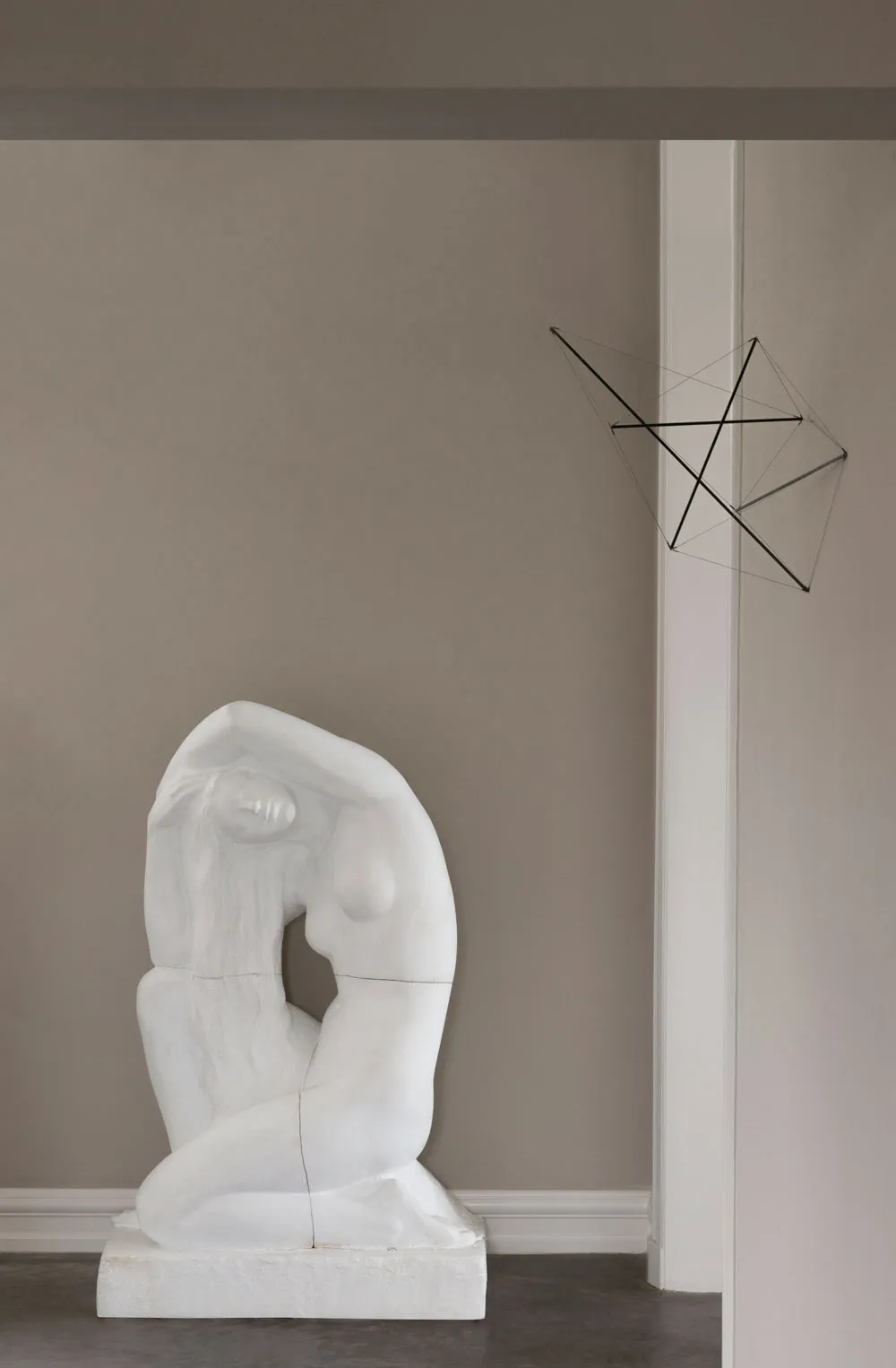 Sculptural Decor and Quiet Elegance: Countryside Cottage Designer in Denmark - 26