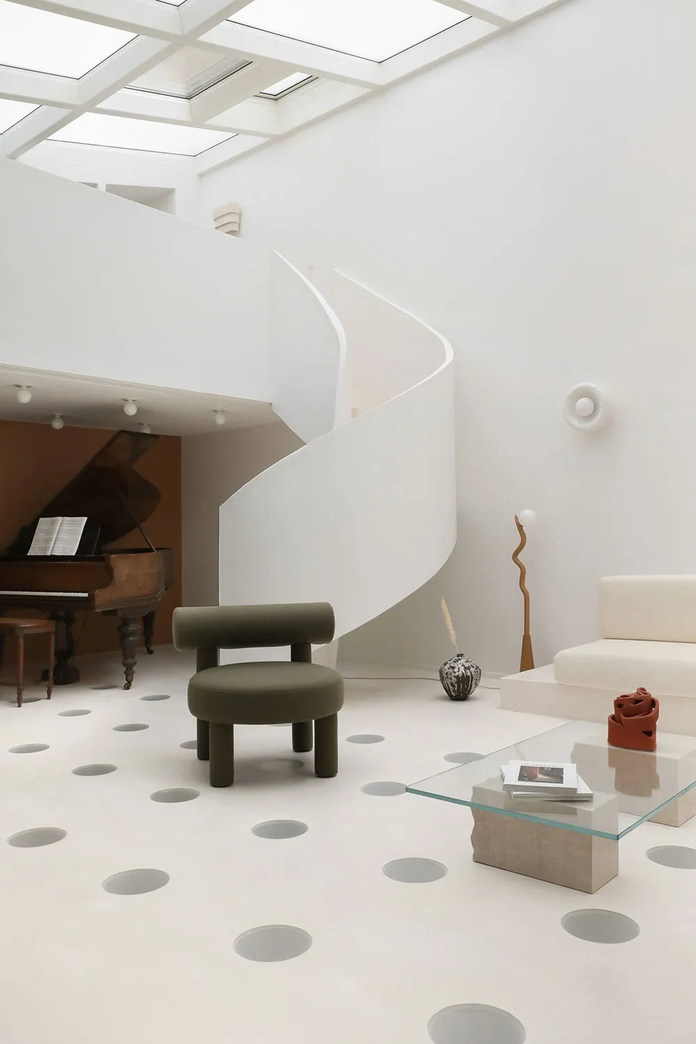 Из старой тёмной мастерской в стильное и светлое современное жильё - Gallery image 9