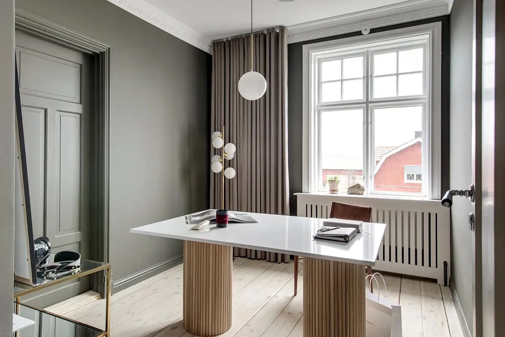 Zweiter Licht und elegantes Design: Überraschender Interior eines ländlichen Kottedgs in Schweden - Gallery image 19