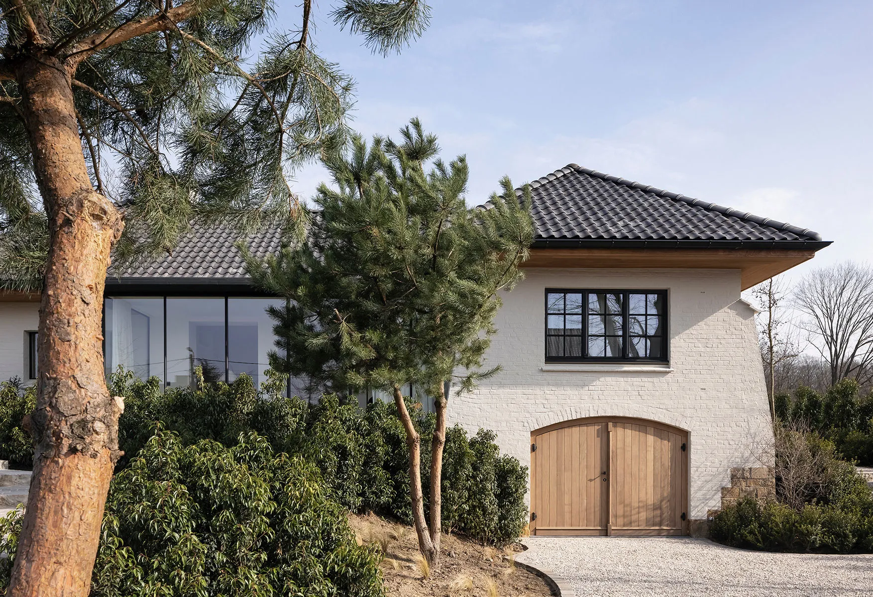 Елегантний сучасний інтер'єр у старому сільському будинку в Бельгії - Gallery image 20