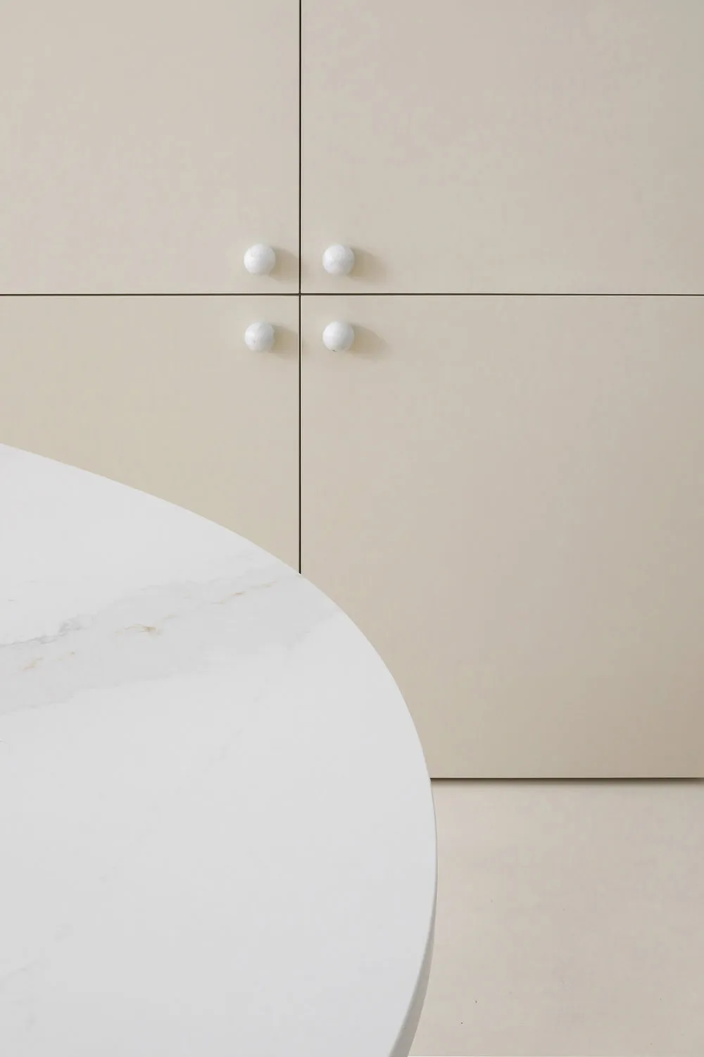 Из старой тёмной мастерской в стильное и светлое современное жильё - Gallery image 4