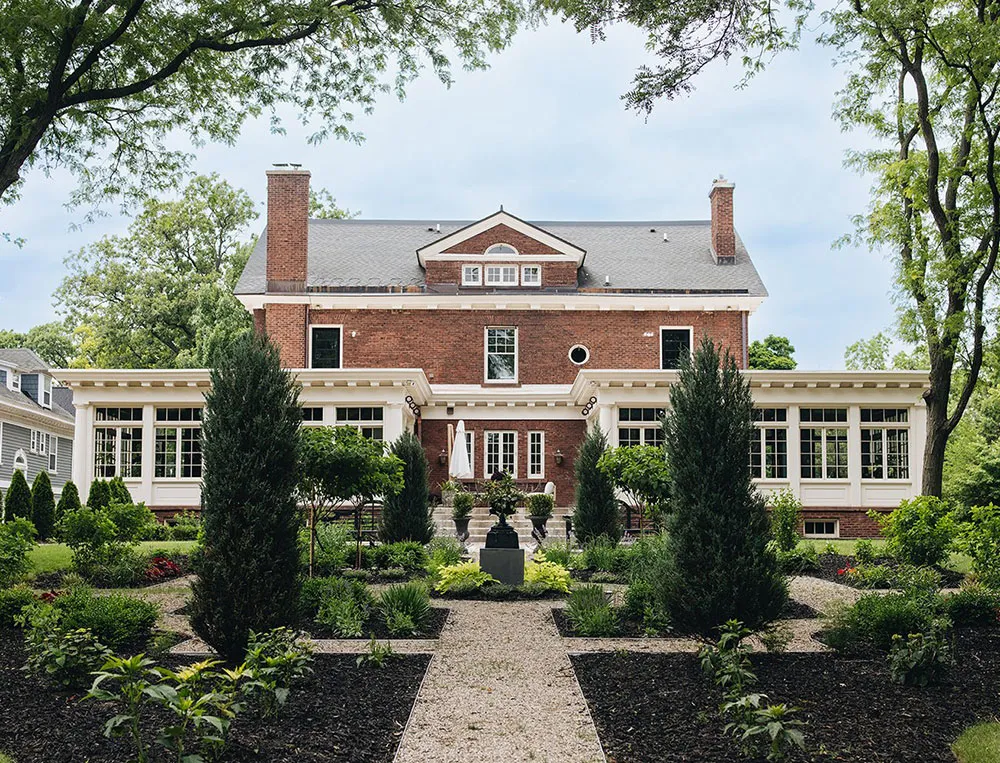 Magnifiques intérieurs d'une vaste résidence historique aux États-Unis - Gallery image 37