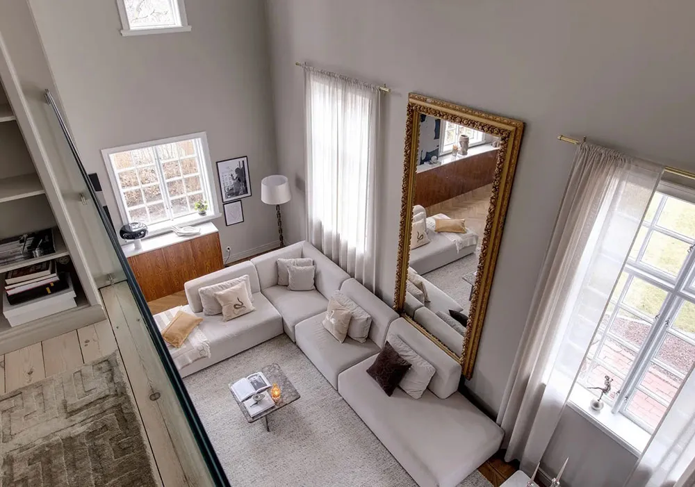 Zweiter Licht und elegantes Design: Überraschender Interior eines ländlichen Kottedgs in Schweden - Gallery image 1