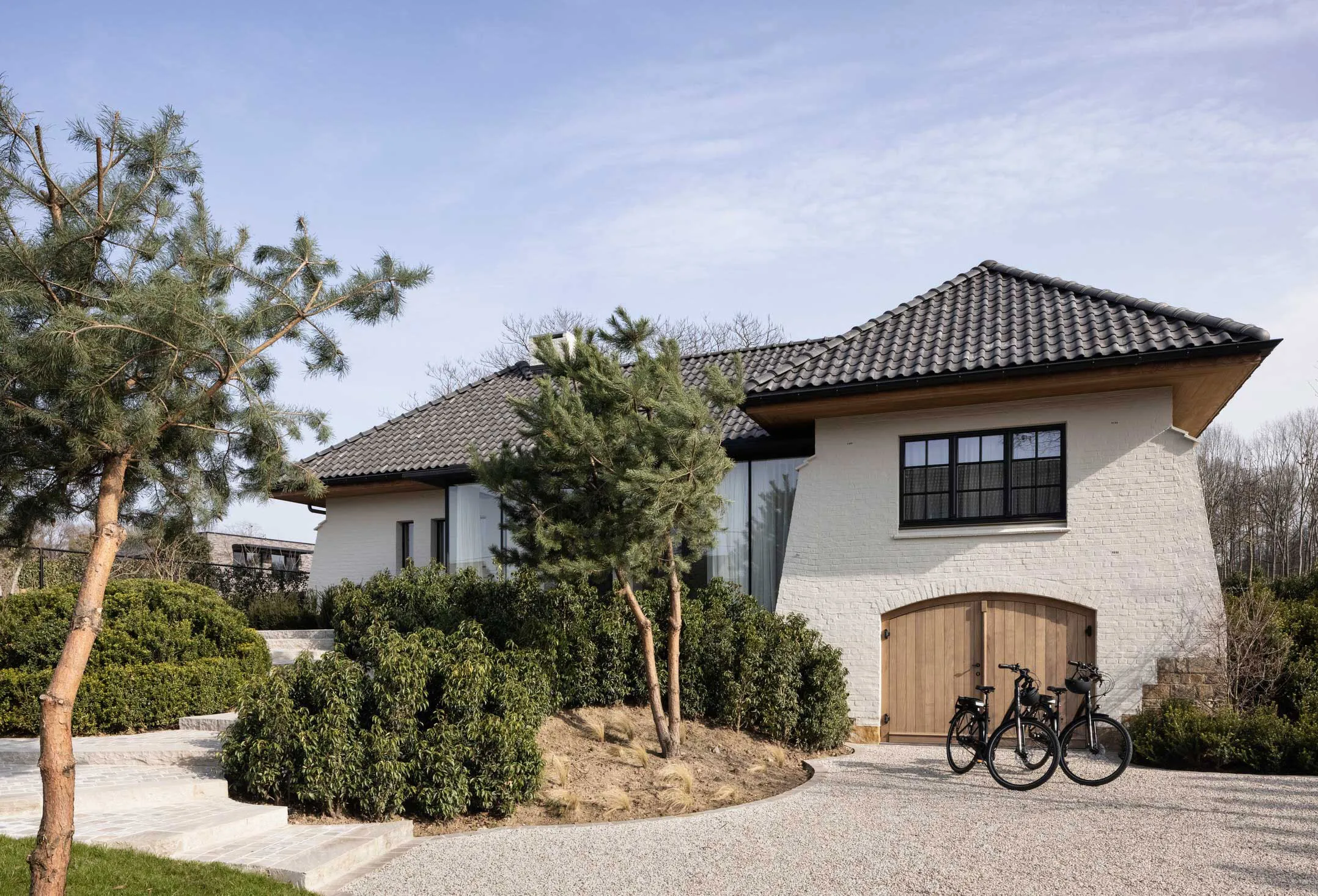 Елегантний сучасний інтер'єр у старому сільському будинку в Бельгії - Gallery image 19