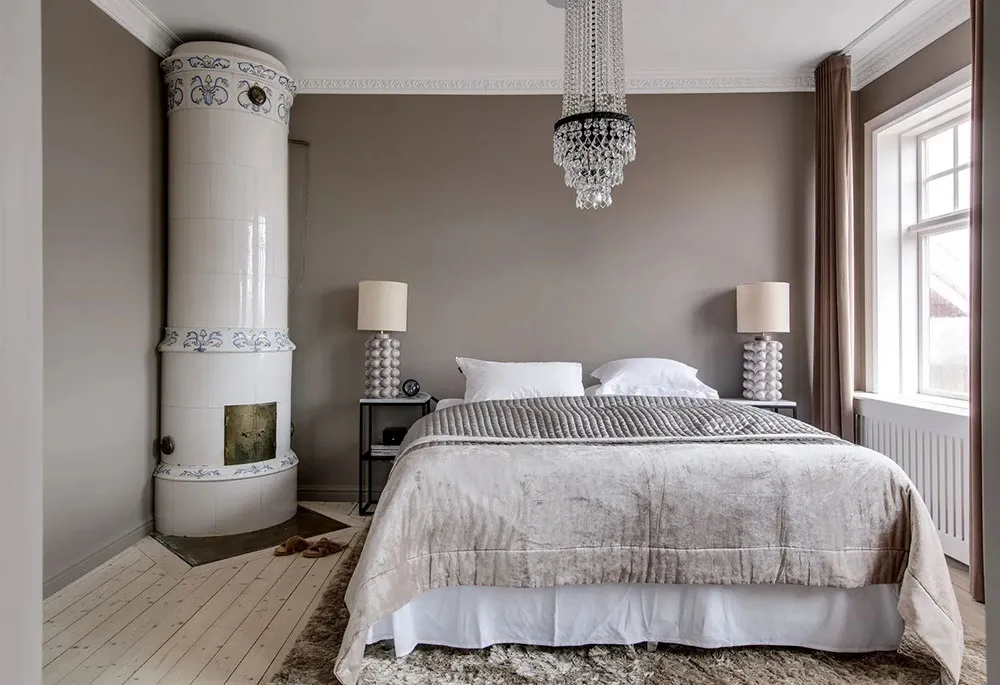 Zweiter Licht und elegantes Design: Überraschender Interior eines ländlichen Kottedgs in Schweden - Gallery image 22