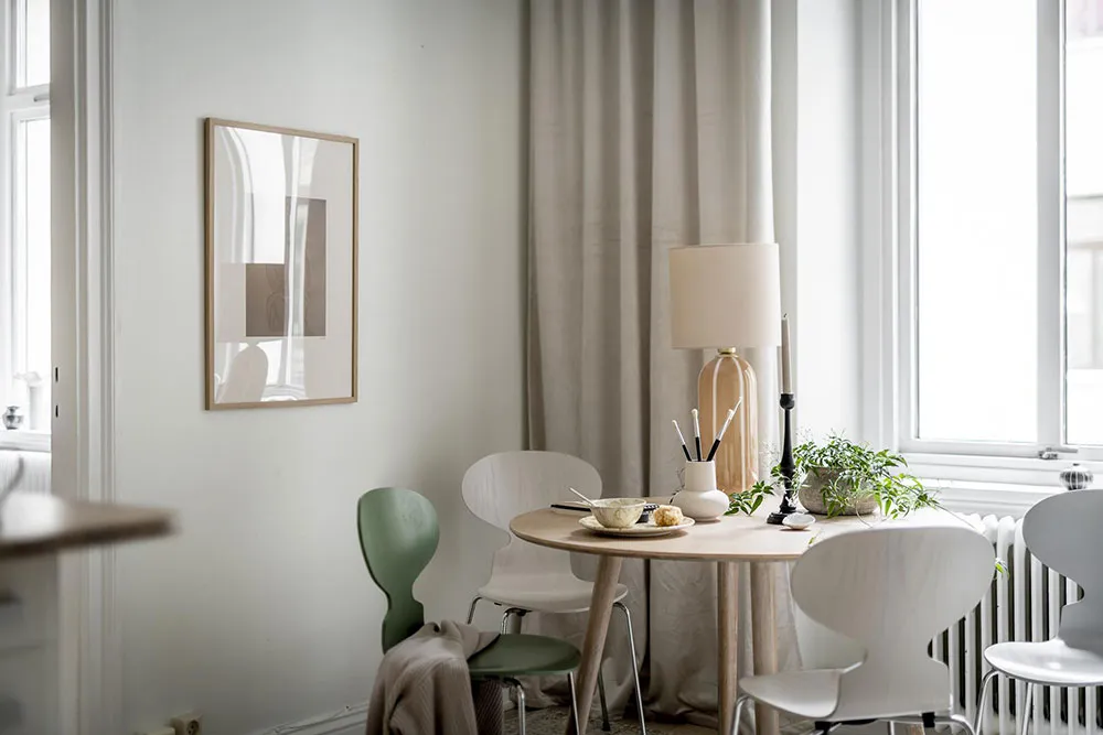 Kleine Wohnung in angenehmer Farbpalette mit praktischer Raumtrennung (35 qm) - Gallery image 23