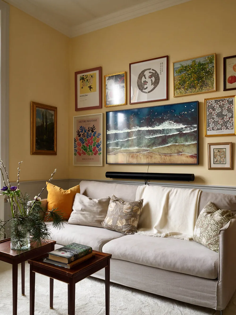 Urocza szwedzka kwatera z żółtą salą - Gallery image 1