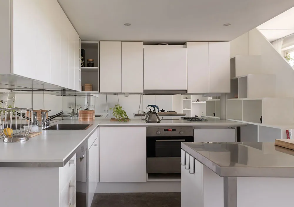 Светлый лофт в Стокгольме, который кажется больше, чем есть на самом деле - Gallery image 10