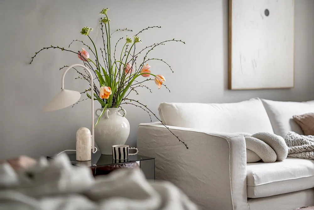 Kleine Wohnung in angenehmer Farbpalette mit praktischer Raumtrennung (35 qm) - Gallery image 8