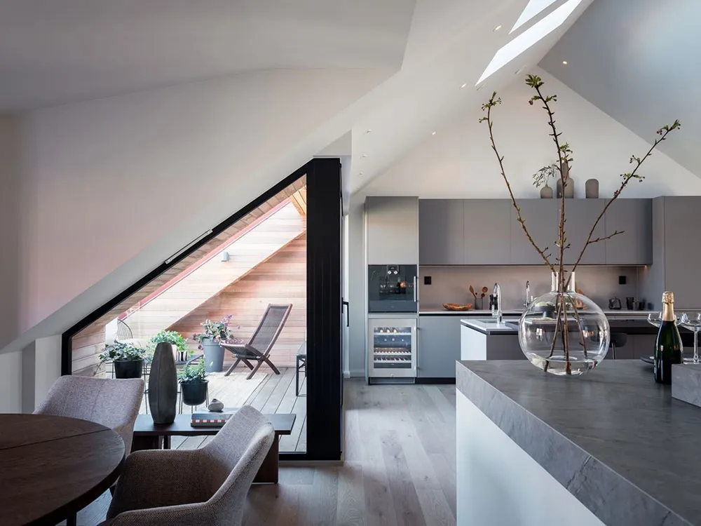 Heller Loft mit eleganter moderner Möbel in Stockholm - Gallery image 25