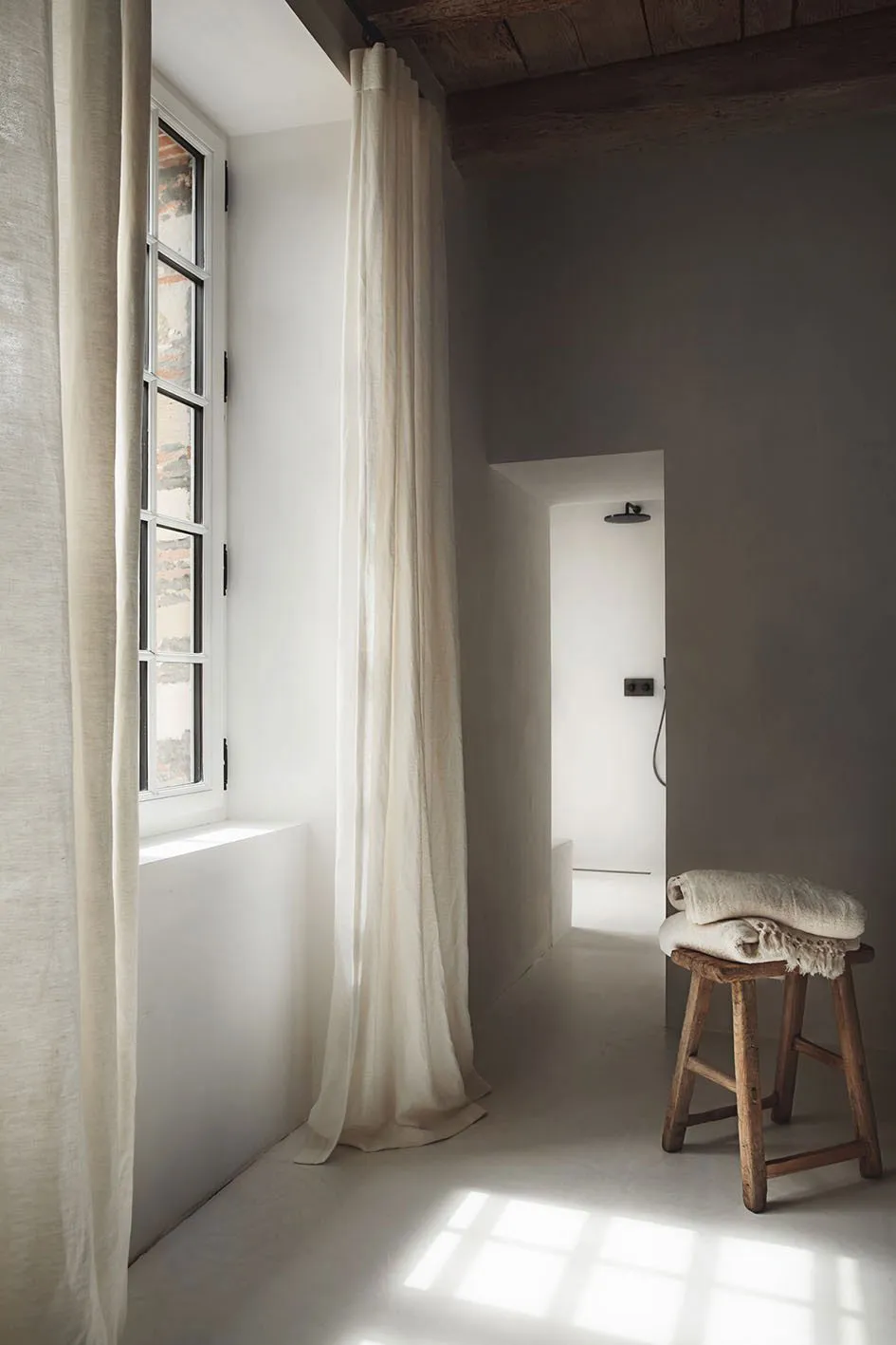 Douceur naturelle dans un merveilleux domaine historique en France - Gallery image 6